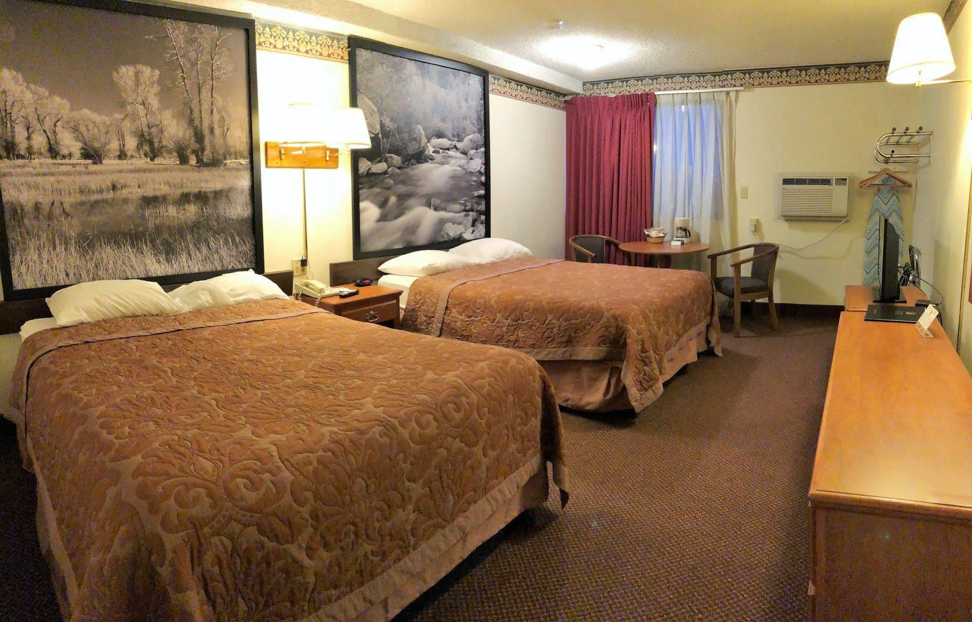 Super 8 By Wyndham Laramie Hotell Eksteriør bilde
